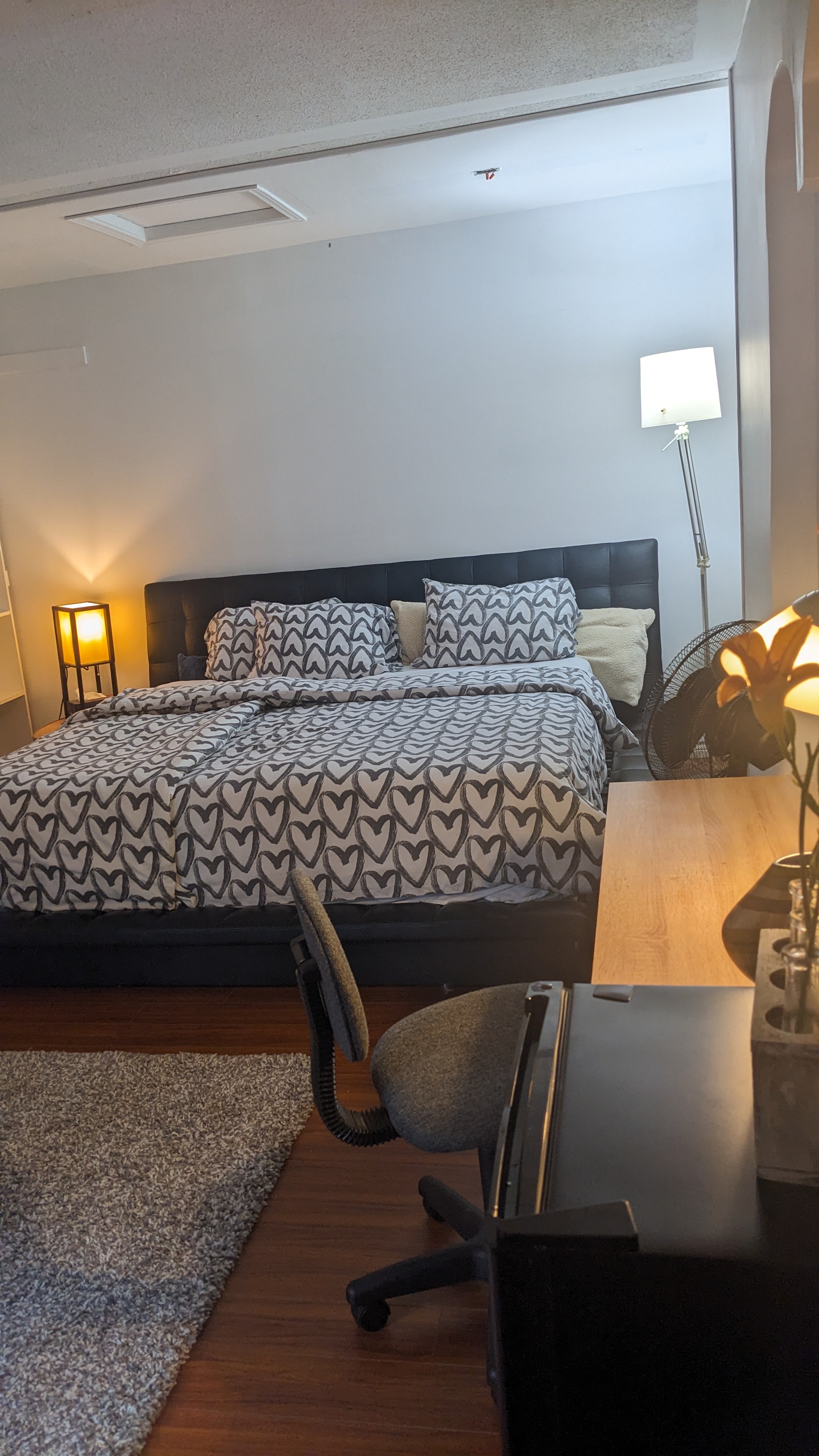 Conrad - Room 7/Chambre 7 at Conrad, furnished room in Aylmer, Gatineau